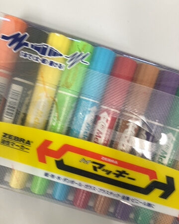 大きなホワイトボードで🖍️