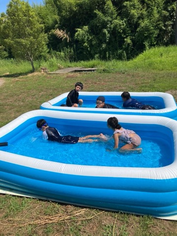 プール遊び🏊‍♀️🏊‍♂️