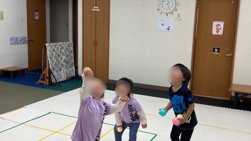 🏠ファミリーデイの似顔絵＆運動会ごっこをしました！