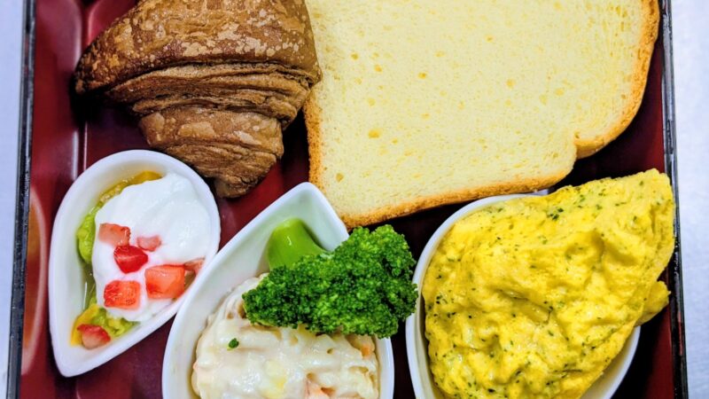 【三股町】老人ホーム様へお届けした、やさしい朝ごはん｜小鉢で楽しむ、えがおの里三股のお弁当